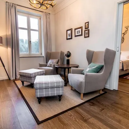 Ujhuta Kastelyszallo Háromhuta Exterior foto