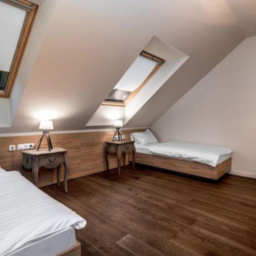 Ujhuta Kastelyszallo 4* Háromhuta
