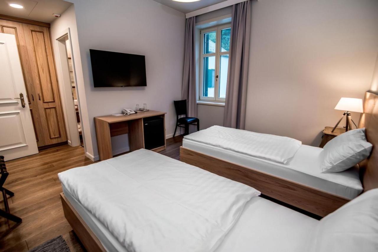 Hotel Ujhuta Kastelyszallo Haromhuta