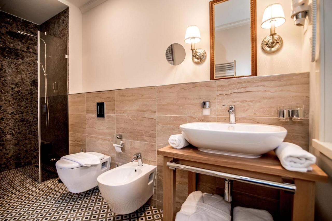 Hotel Ujhuta Kastelyszallo 4*