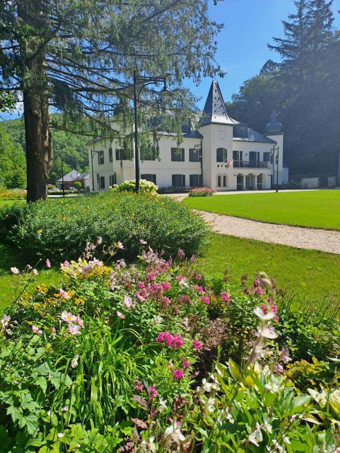 Ujhuta Kastelyszallo 4* Háromhuta